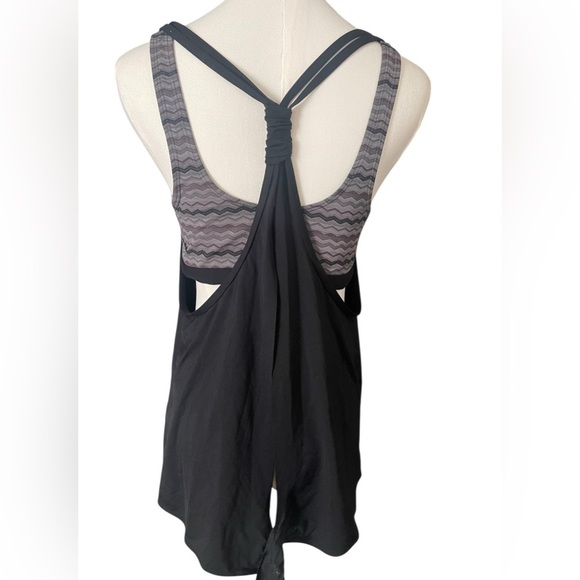 Athleta Black and Gray Activewear Top - Picture 4 of 8